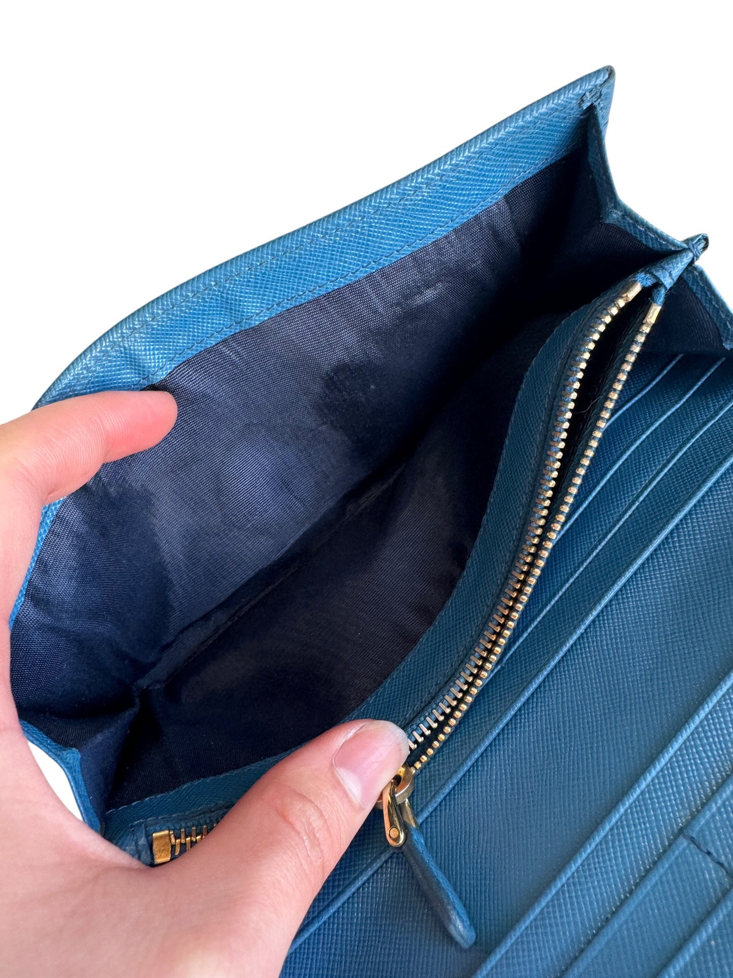 WA6👛 Prada Saffiano Leather Blue (included COA) Retail $995