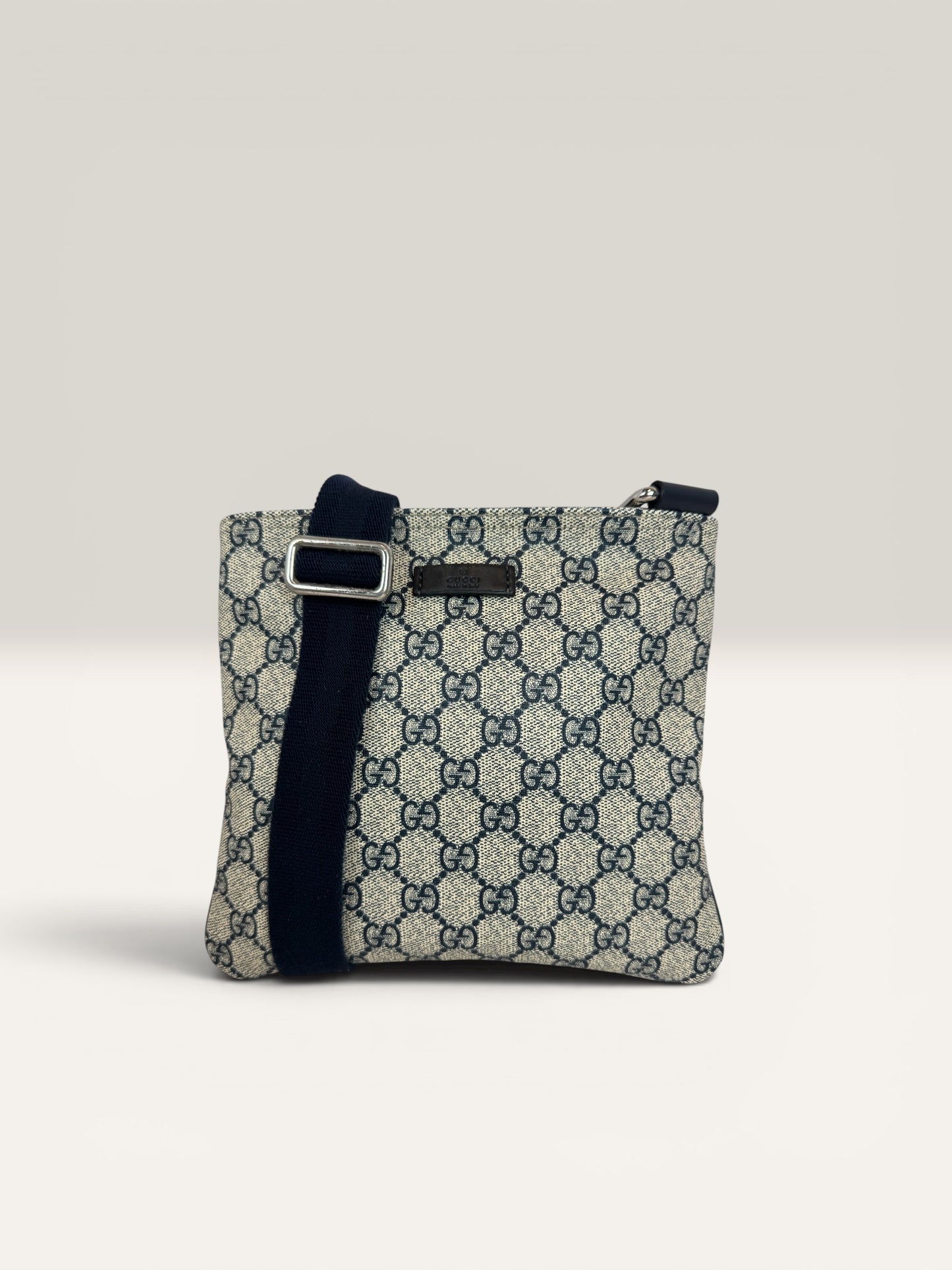 GU13👜 Gucci Mini GG Supreme Crossbody Navy