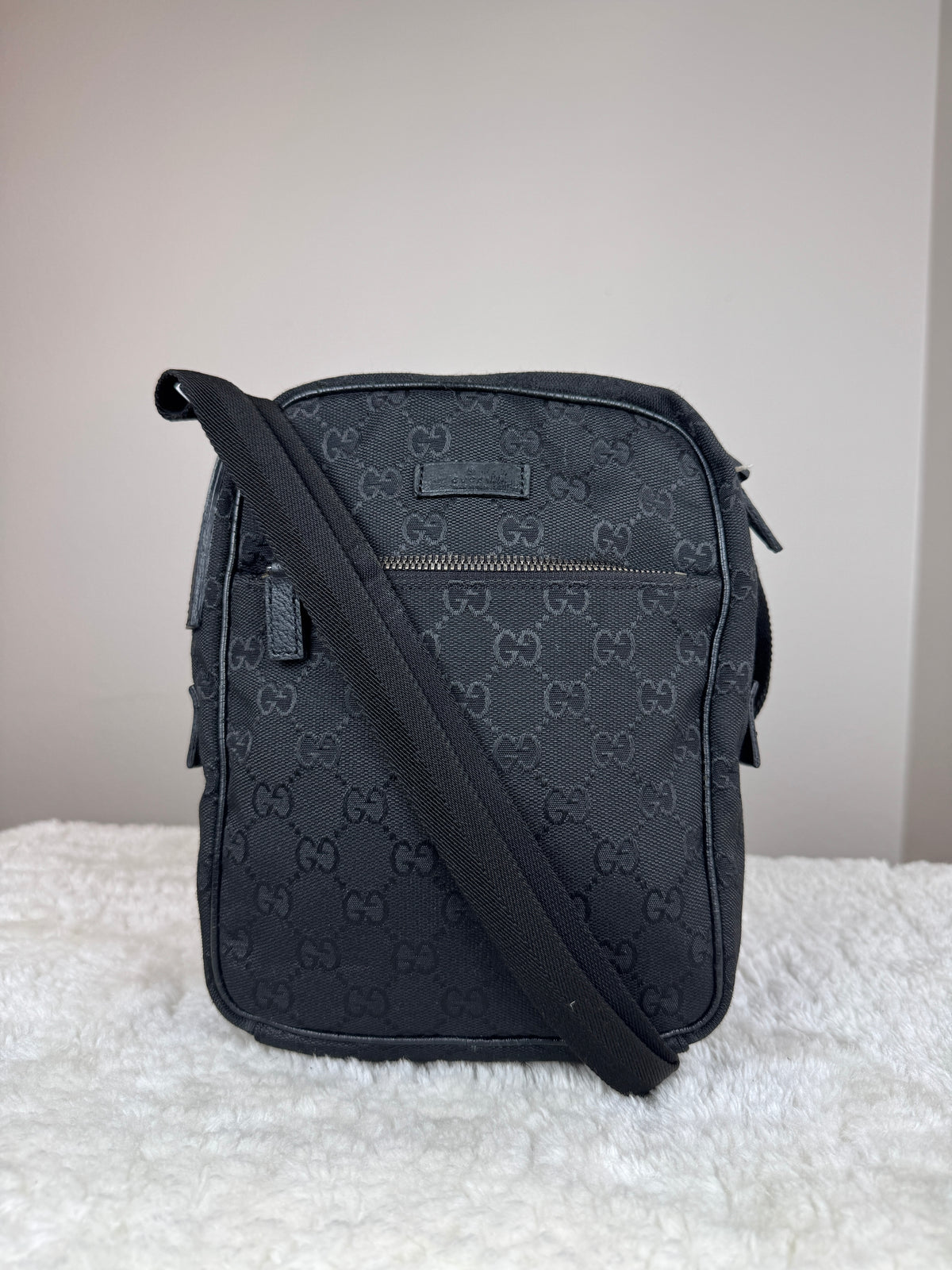 GUCCI GG canvas crossbody Black