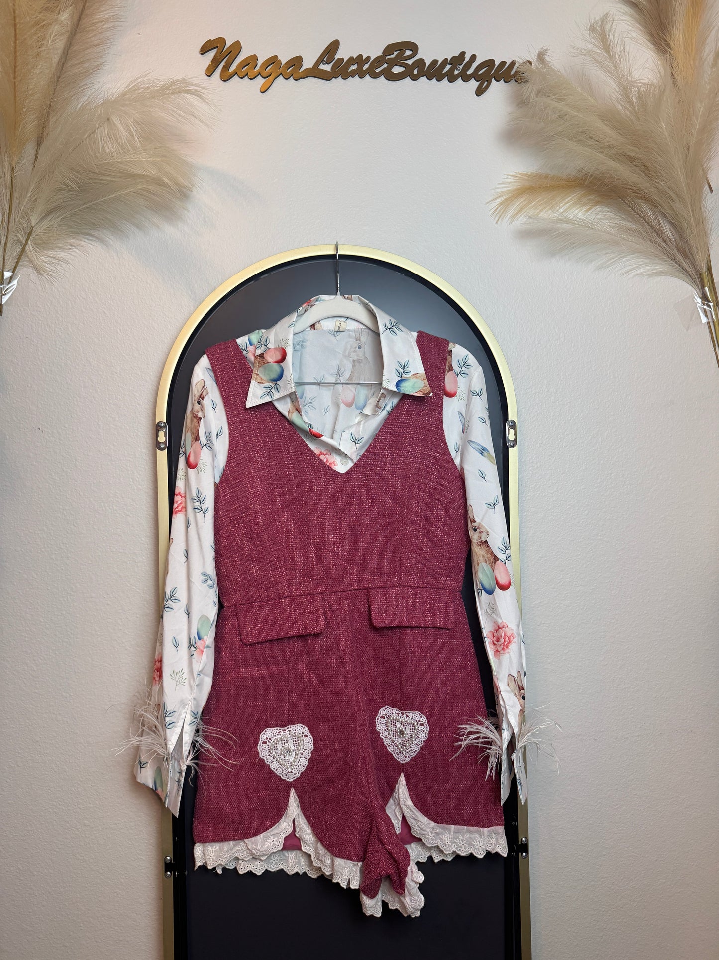D13👗Berry Bunny Lace Romper – Pre-Owned (All Sales Final) 🐰💕