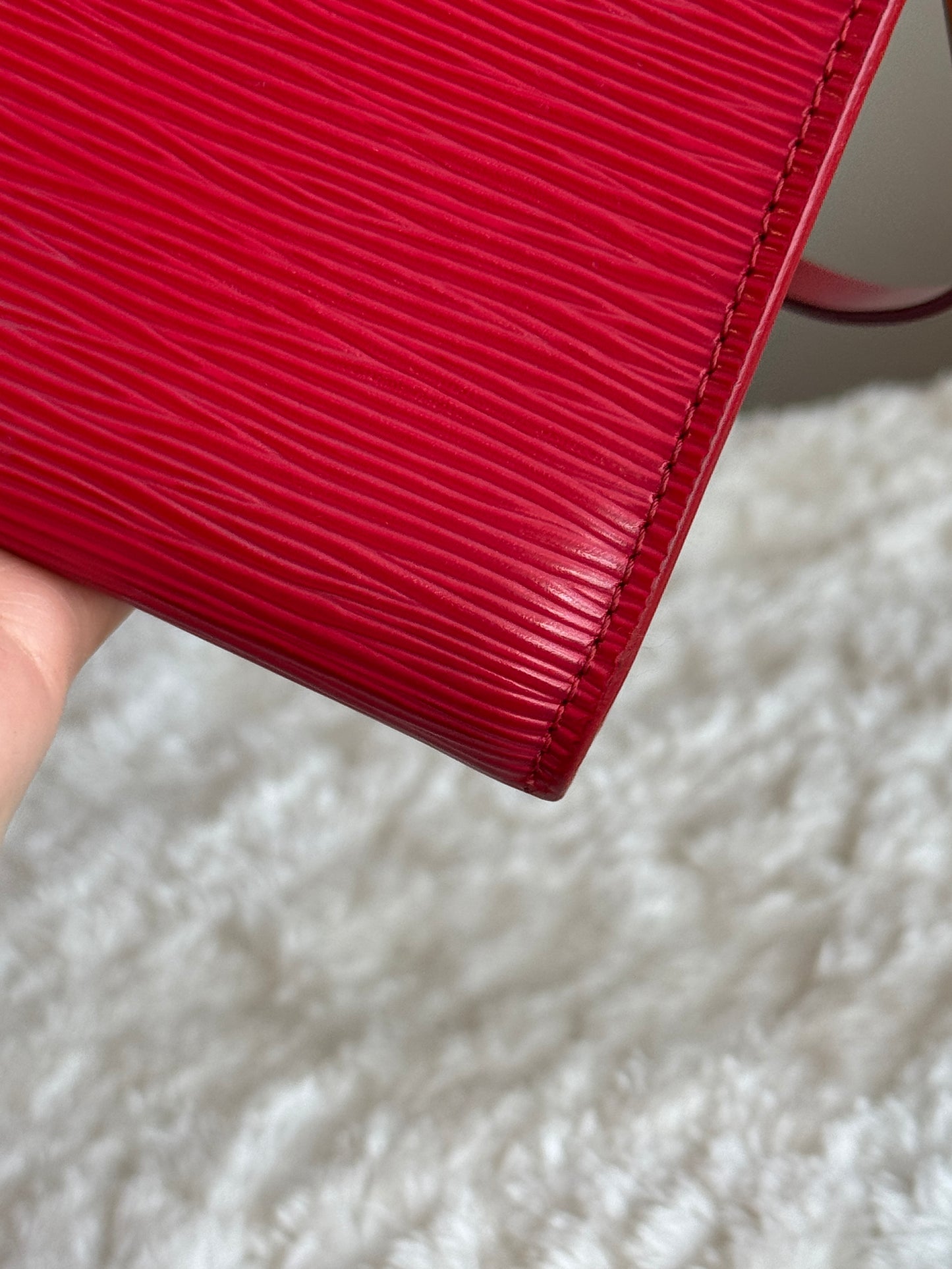 LOUIS VUITTON Pochette Epi Red