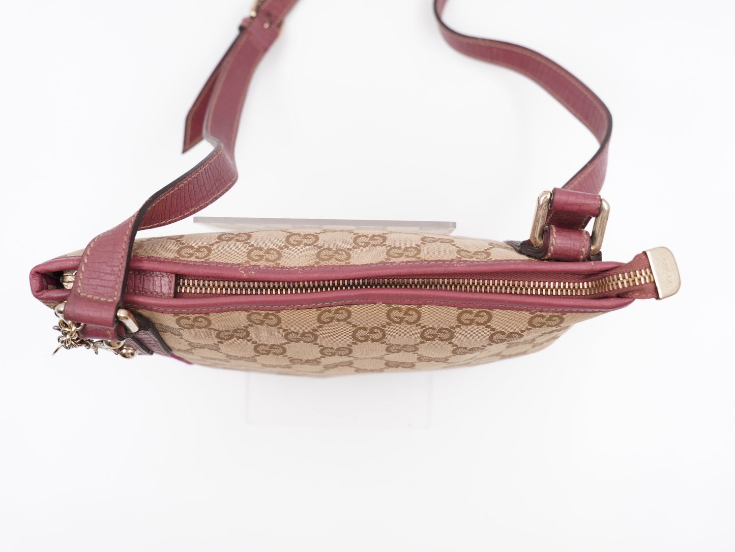 Gucci web Flat Crossbody pink