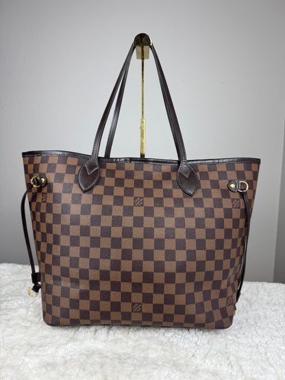 LOUIS VUITTON Neverfull Tote Damier MM