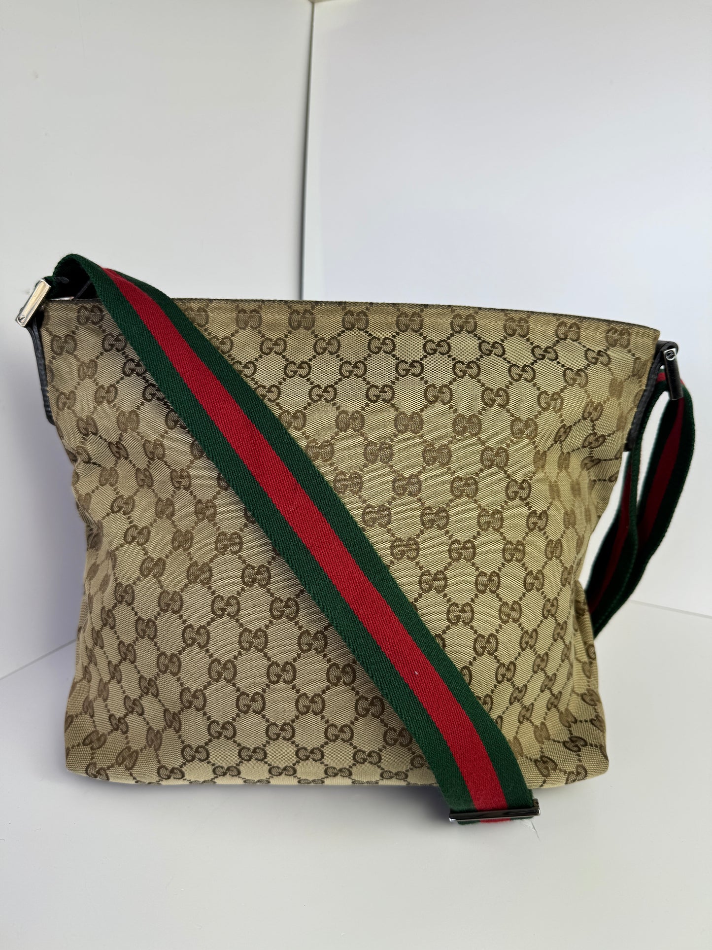 GUCCI Web Flat Messenger Green and Red Stripe Brown