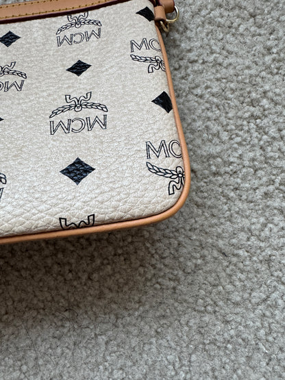 MCM white Visetos printed leather pochette with gold-tone hardware