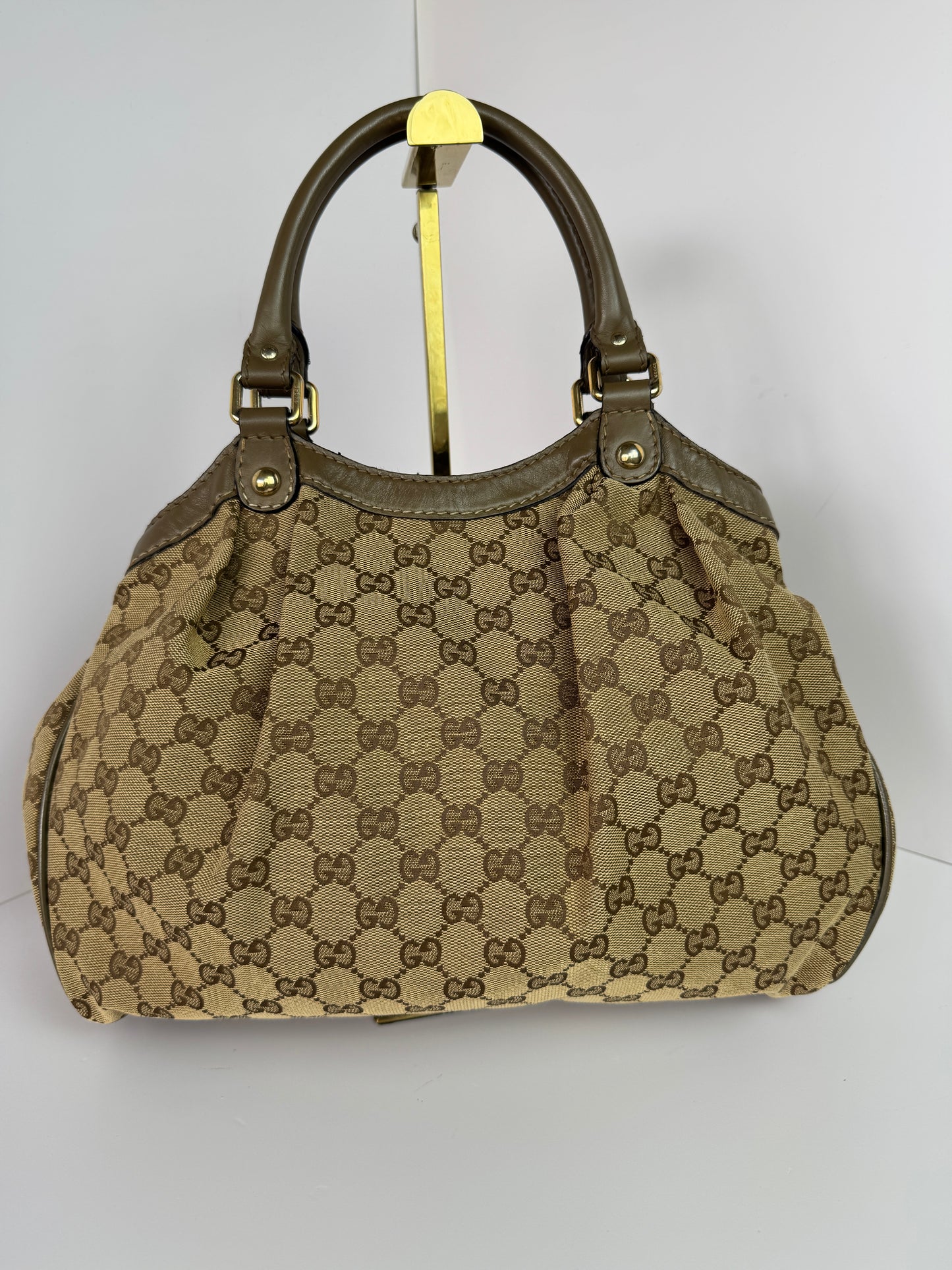 GUCCI Sukey Hobo GG Canvas Kaki