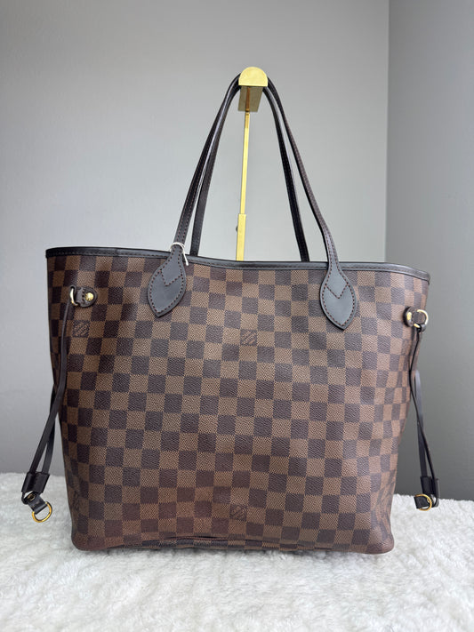 LOUIS VUITTON Neverfull MM Damier (2010)
