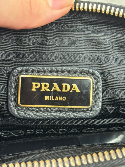 PRADA Double Zip Camera Vitello Daino Black