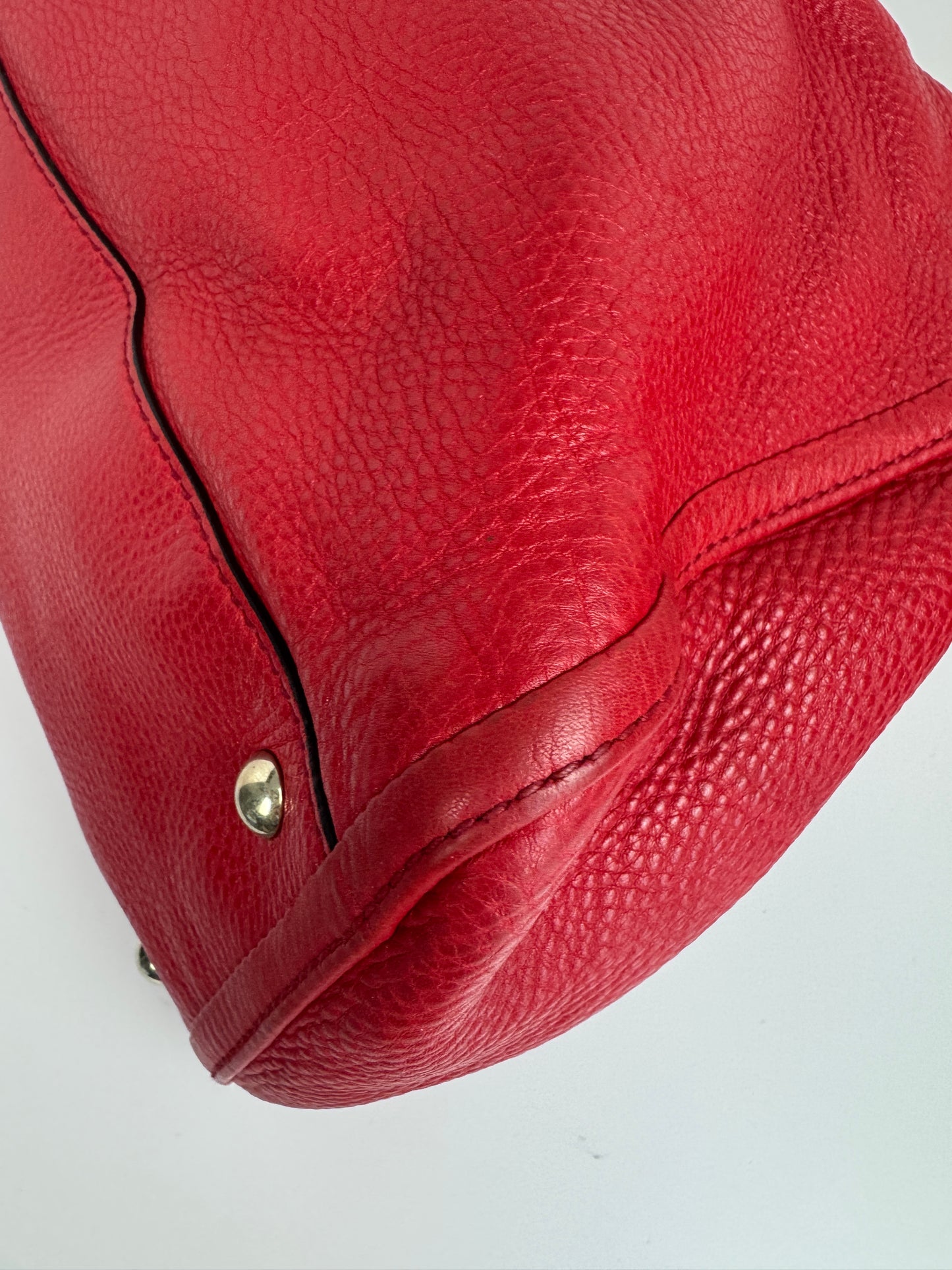 Gucci Red Soho pebbled leather hobo with tassel