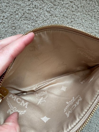 MCM white Visetos printed leather pochette with gold-tone hardware