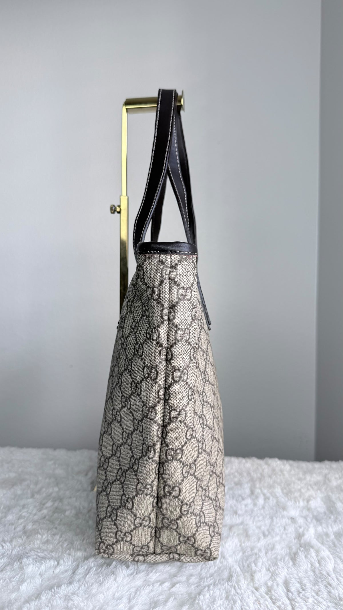 GUCCI Tote Medium GG Supreme Coated canvas brown
