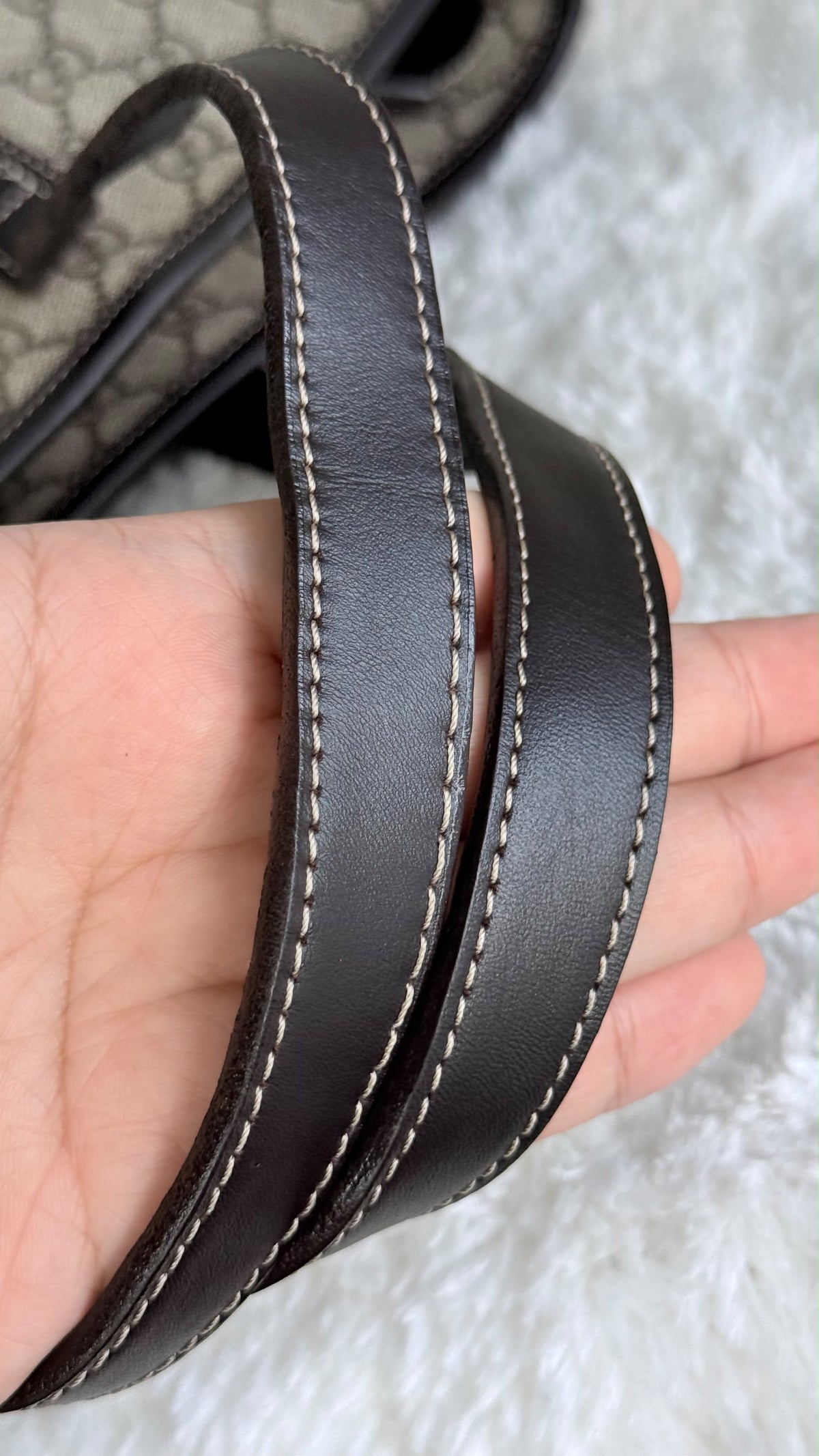GUCCI Tote Medium GG Supreme Coated canvas brown