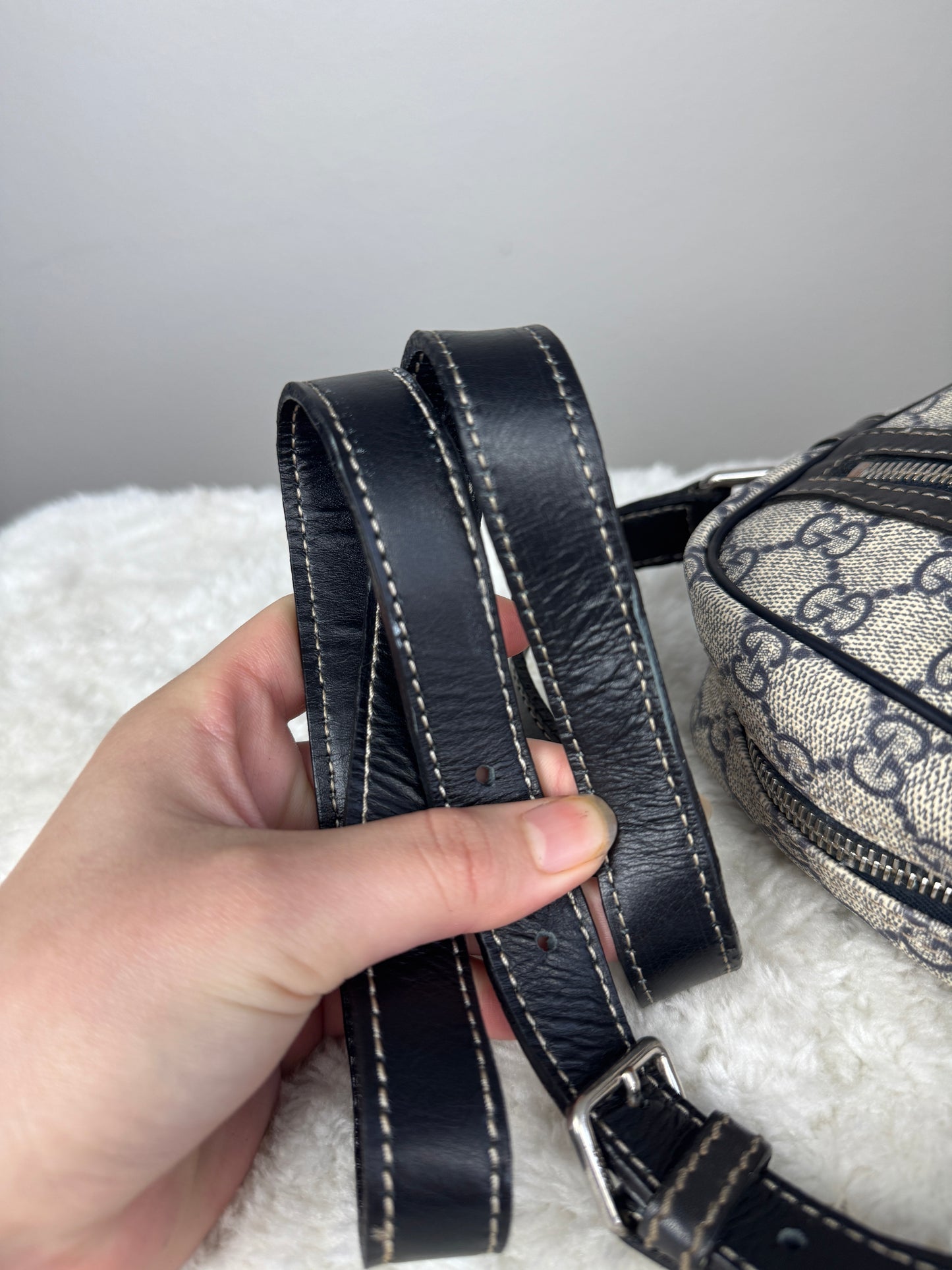 GUCCI Front Zip Small Gg Suprme Coated canvas Navy