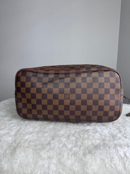 LOUIS VUITTON Neverfull MM Damier (2010)