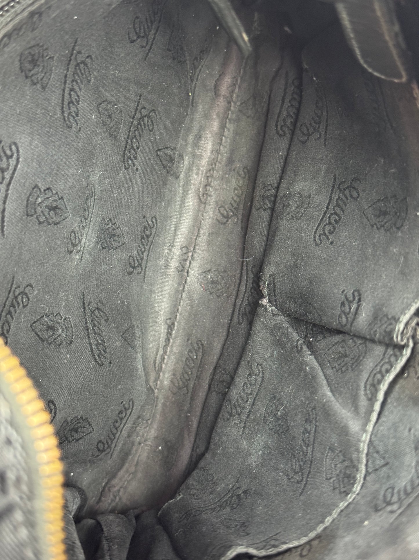 Gucci Flat Messenger Krystal GG Supreme canvas Black