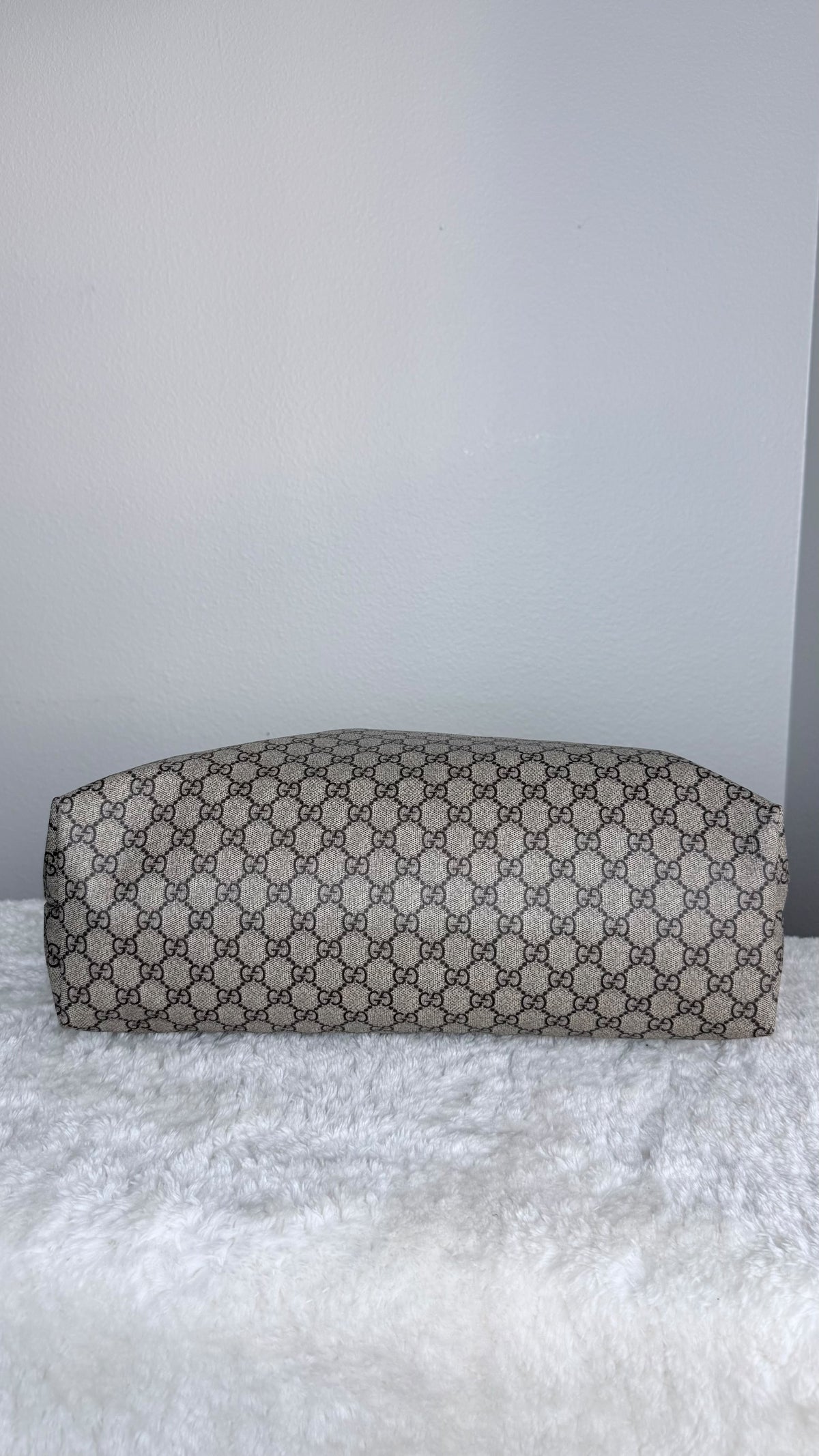 GUCCI Shopping Tote large GG Supreme Coated canvas