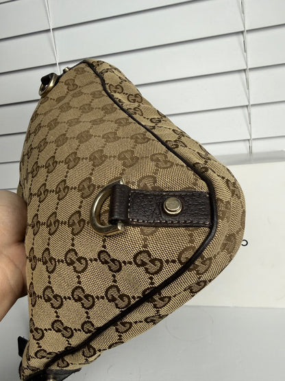Gucci d ring hobo GG Canvas