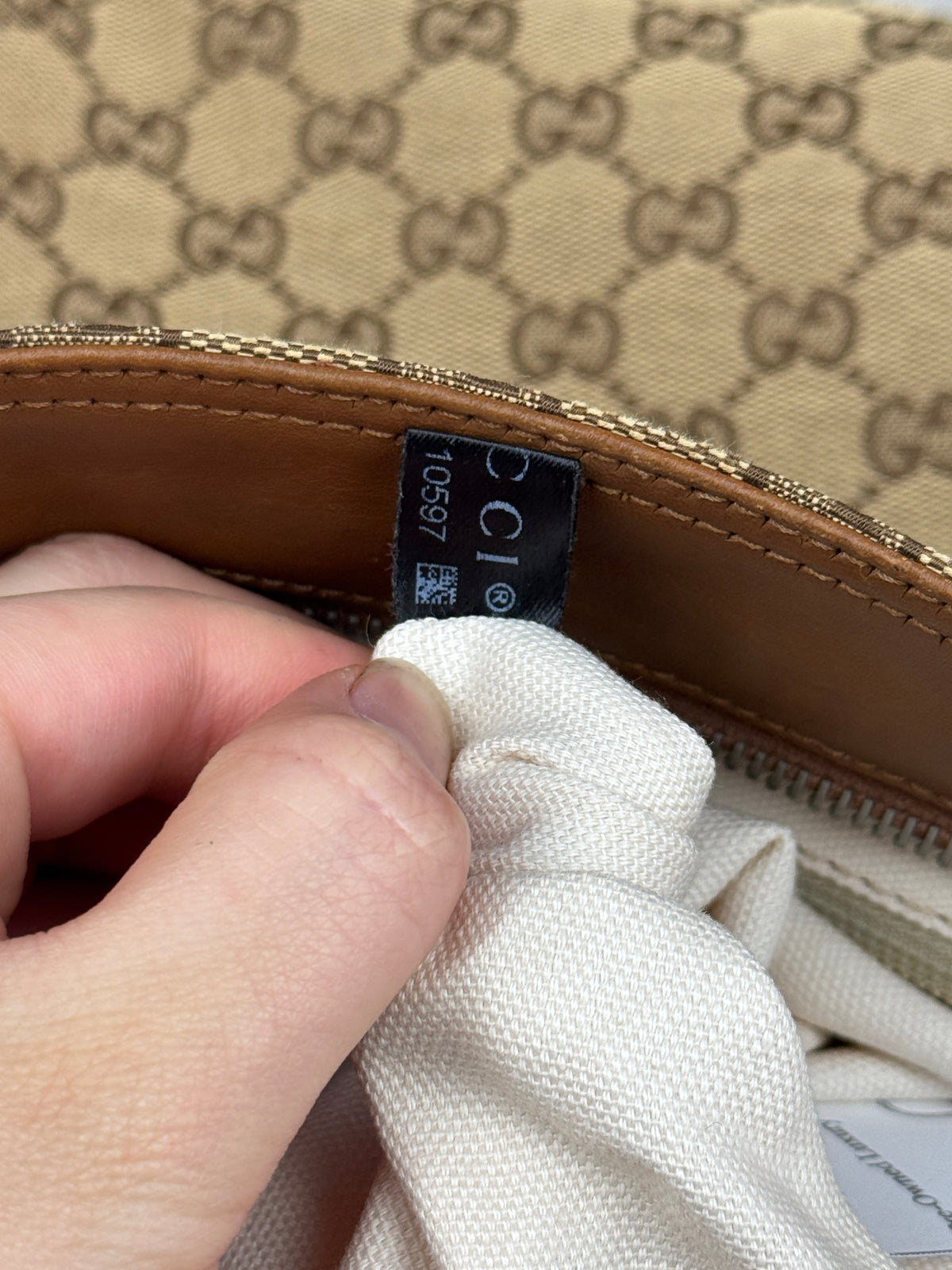 GUCCI Web Flat Messenger GG Canvas Brown