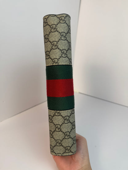 Gucci Beige GG Supreme Canvas Toiletry Pouch with Green and Red Web Stripe