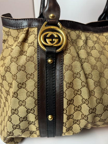 Gucci Tote GG Canvas