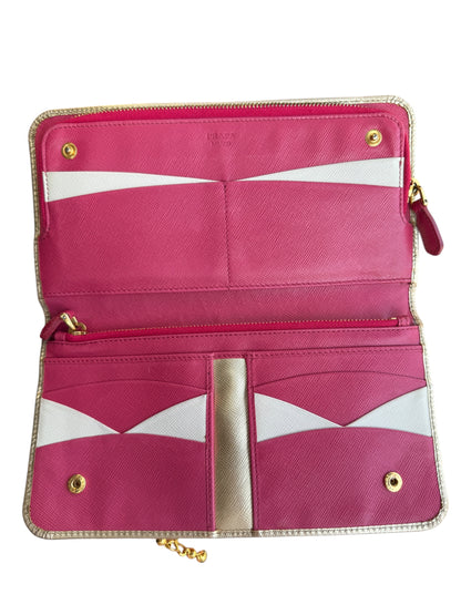 WA1👛 Prada Saffiano metal leather wallet in gold with a zip-around closure (COA Included) Retail $1070✅