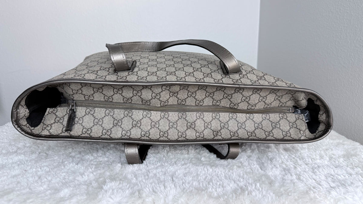 GUCCI Shopping Tote large GG Supreme Coated canvas