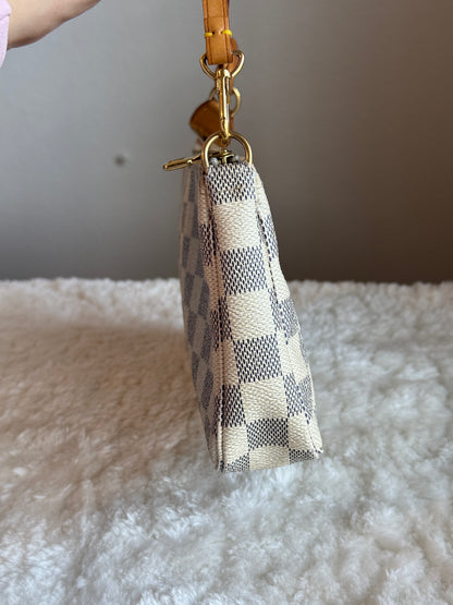 LOUIS VUITTON Damier Azu Pochette Accessories