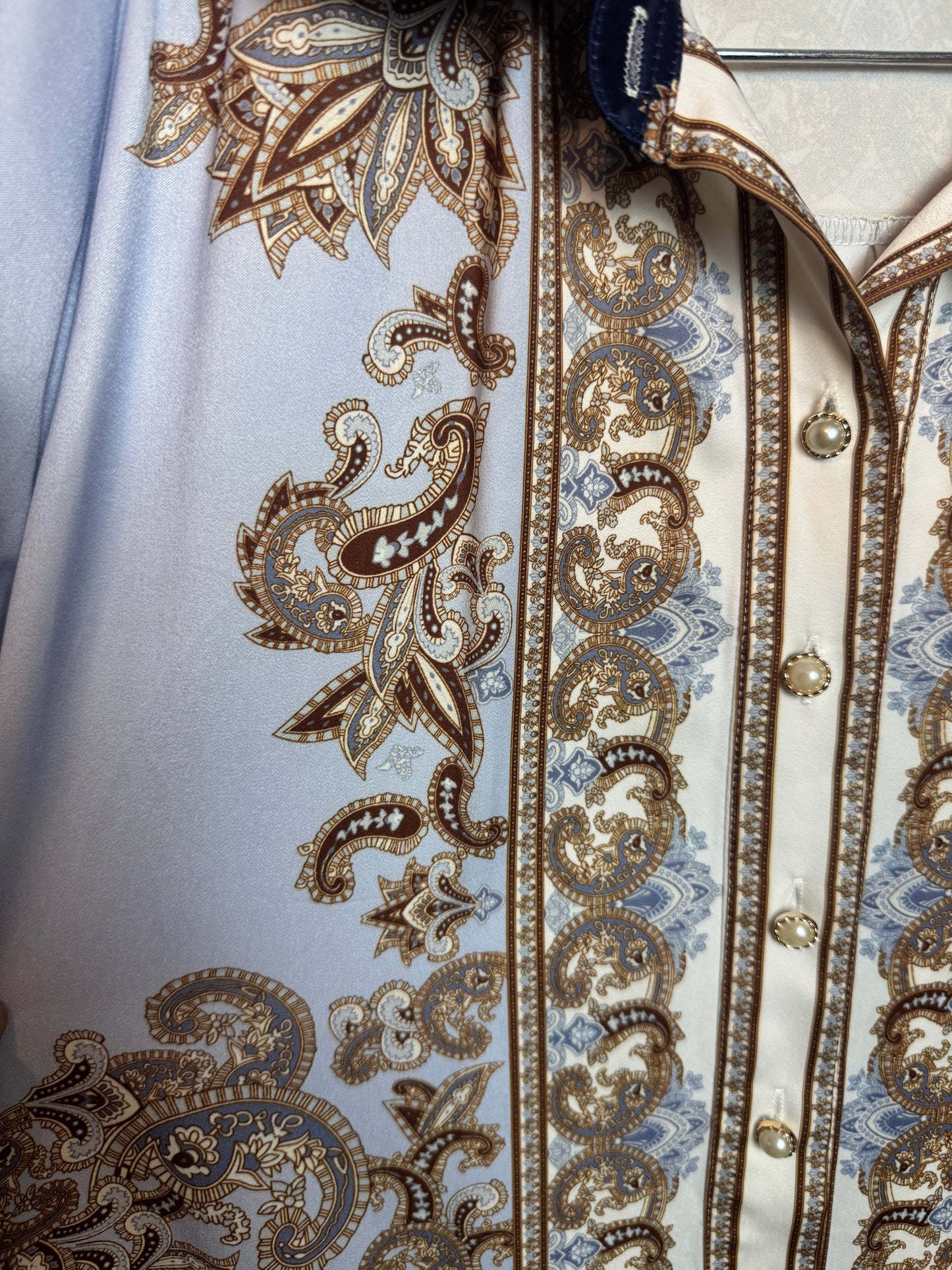 D15👗Royal Baroque Shirt Dress – Pre-Owned (All Sales Final) 💙✨