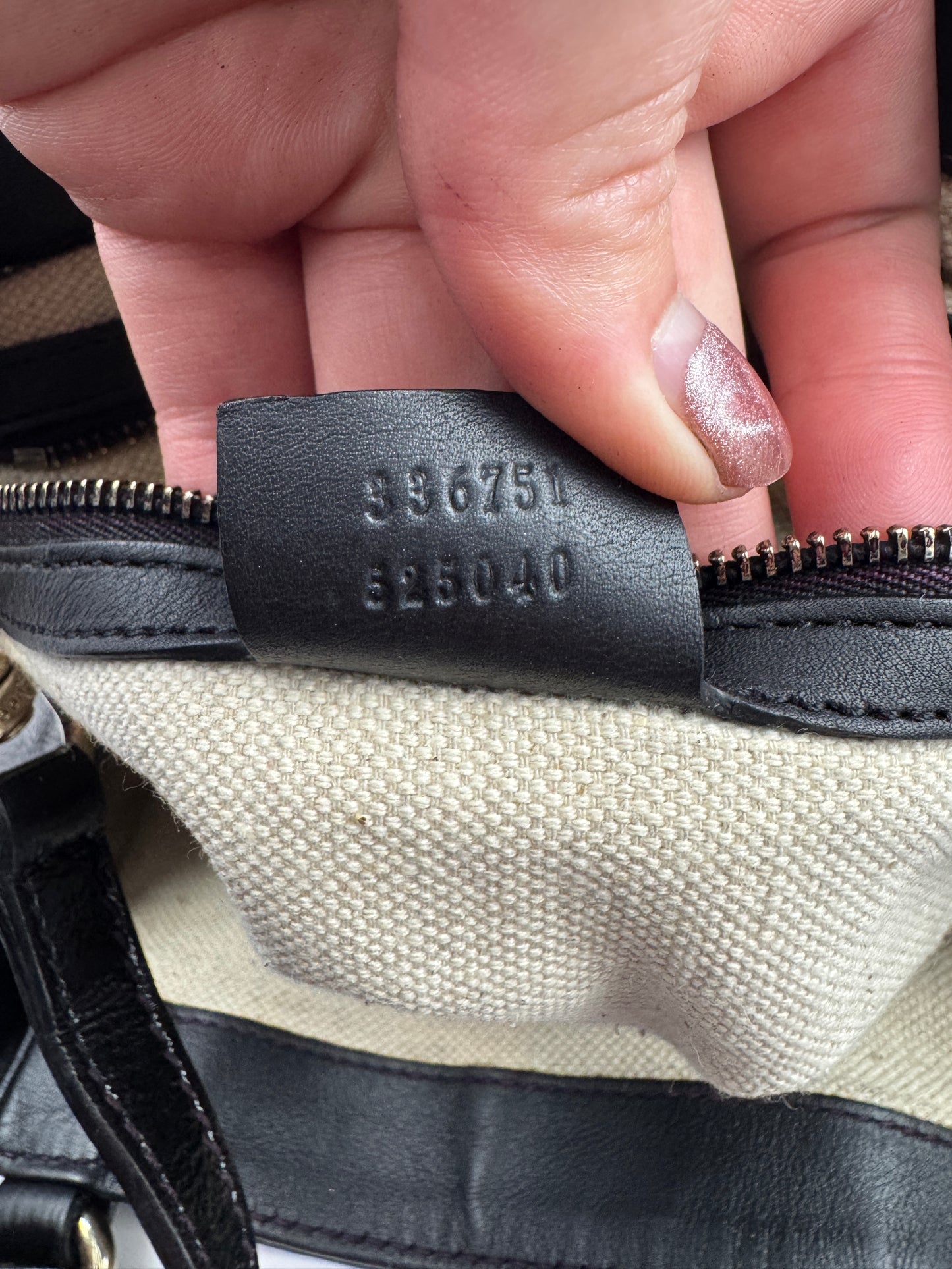 Gucci Interlocking G Soho Crossbody Black