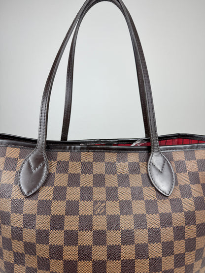 LOUIS VUITTON Neverfull Tote Damier MM