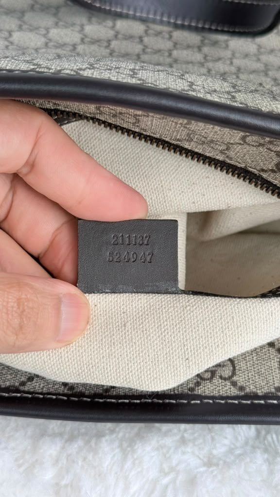 GUCCI Tote Medium GG Supreme Dark brown