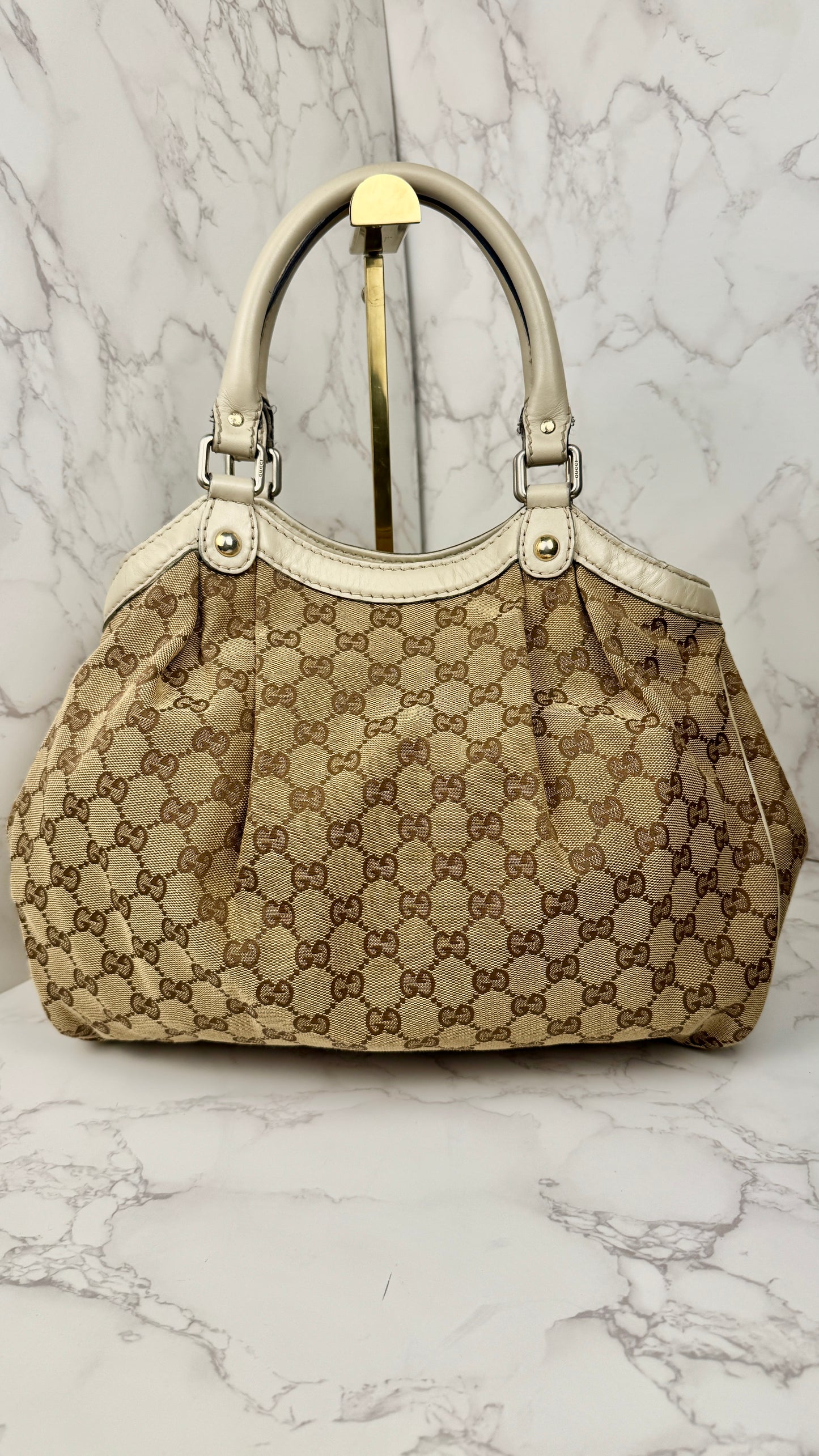 Gucci Sukey Hobo Monogram Beige