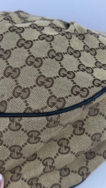 Gucci Sukey Hobo GG Canvas Medium