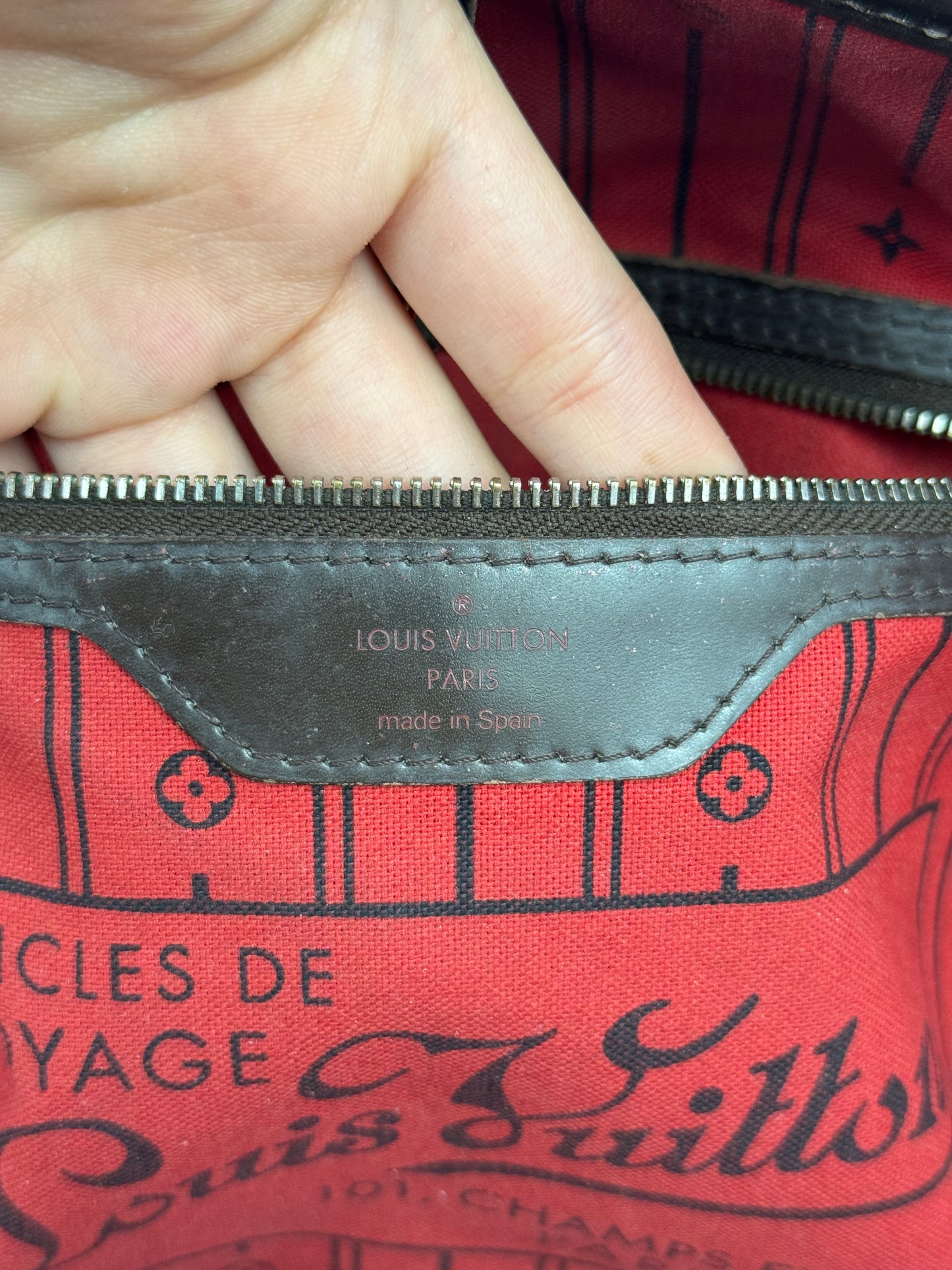 LOUIS VUITTON Neverfull Tote Damier MM