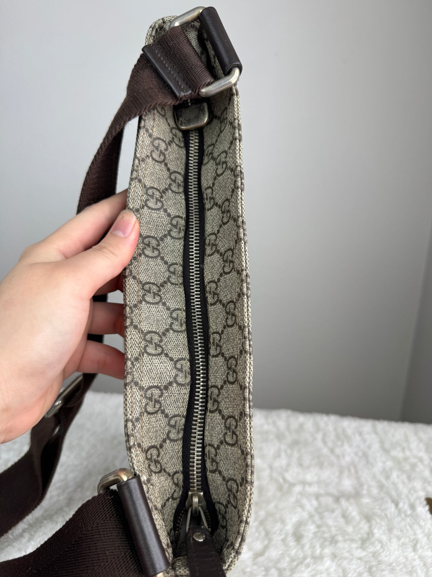 GUCCI Flat GG Supreme Messenger  Coated Canvas Dark Brown