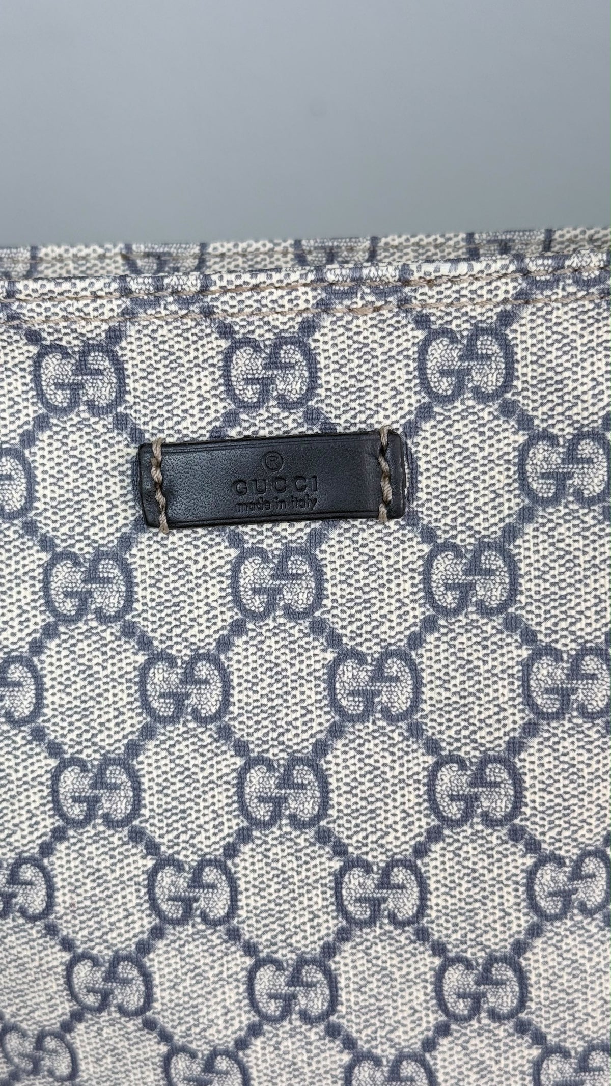GUCCI Flat Small Crossbody Gg Camvas NAVY
