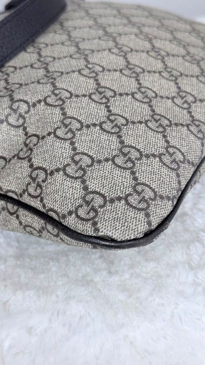 GUCCI Flat Messenger Coated Canvas Dark Brown