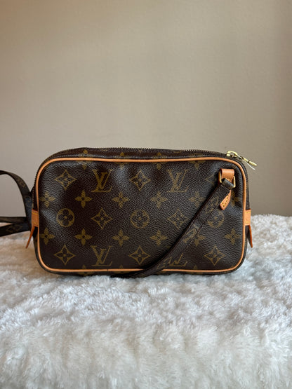 LOUIS VUITTON Pochette Marly Bandouliere bag Monogram