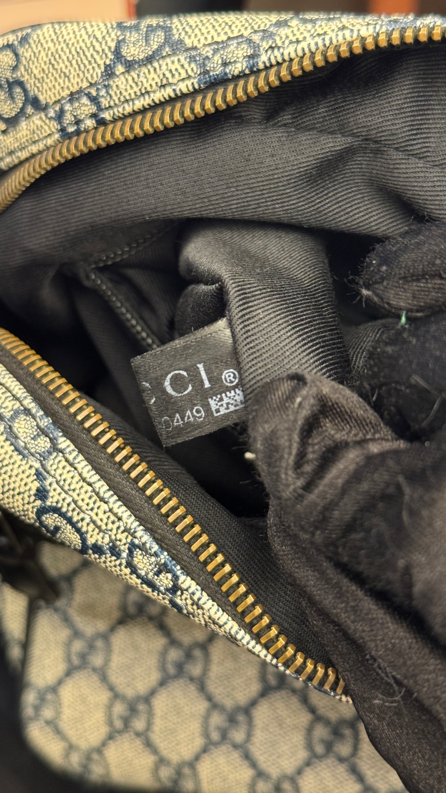 Gucci Front Zip Messenger Navy