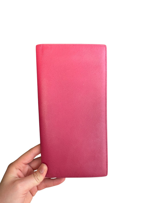 WA8👛 Prada Saffiano Leather pink (COA included) Retail 1150$