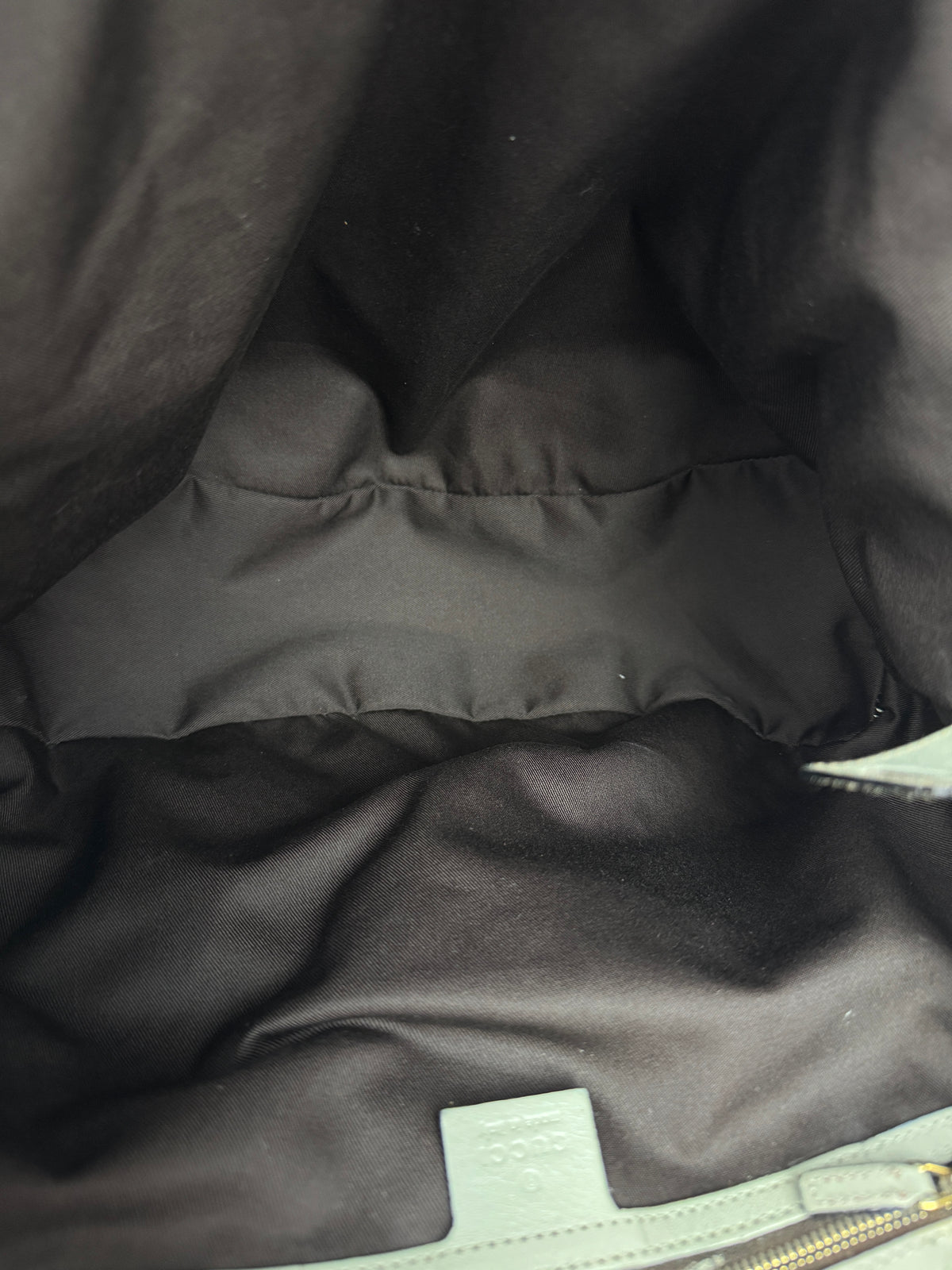 GUCCI Pelham Hobo GG Canvas