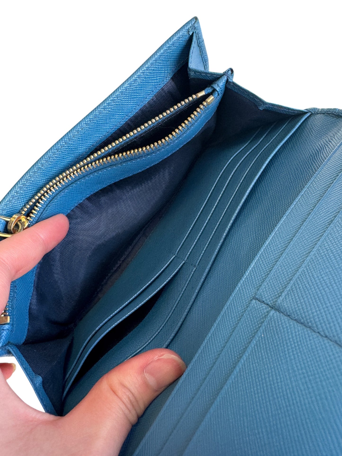 WA6👛 Prada Saffiano Leather Blue (included COA) Retail $995