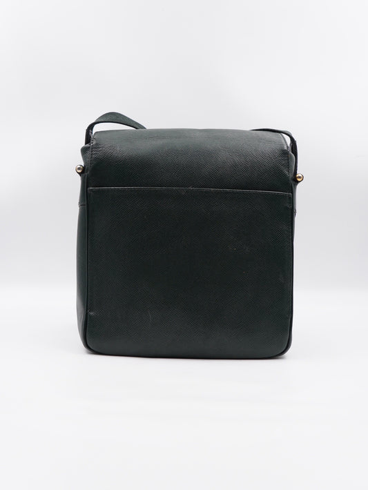 Louis vuitton taiga Crossbody green