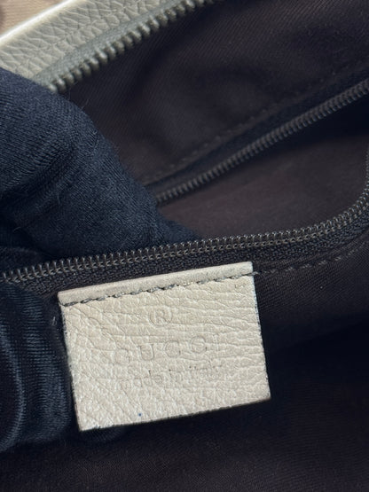 GUCCI Abbey Messenger GG Canvas
