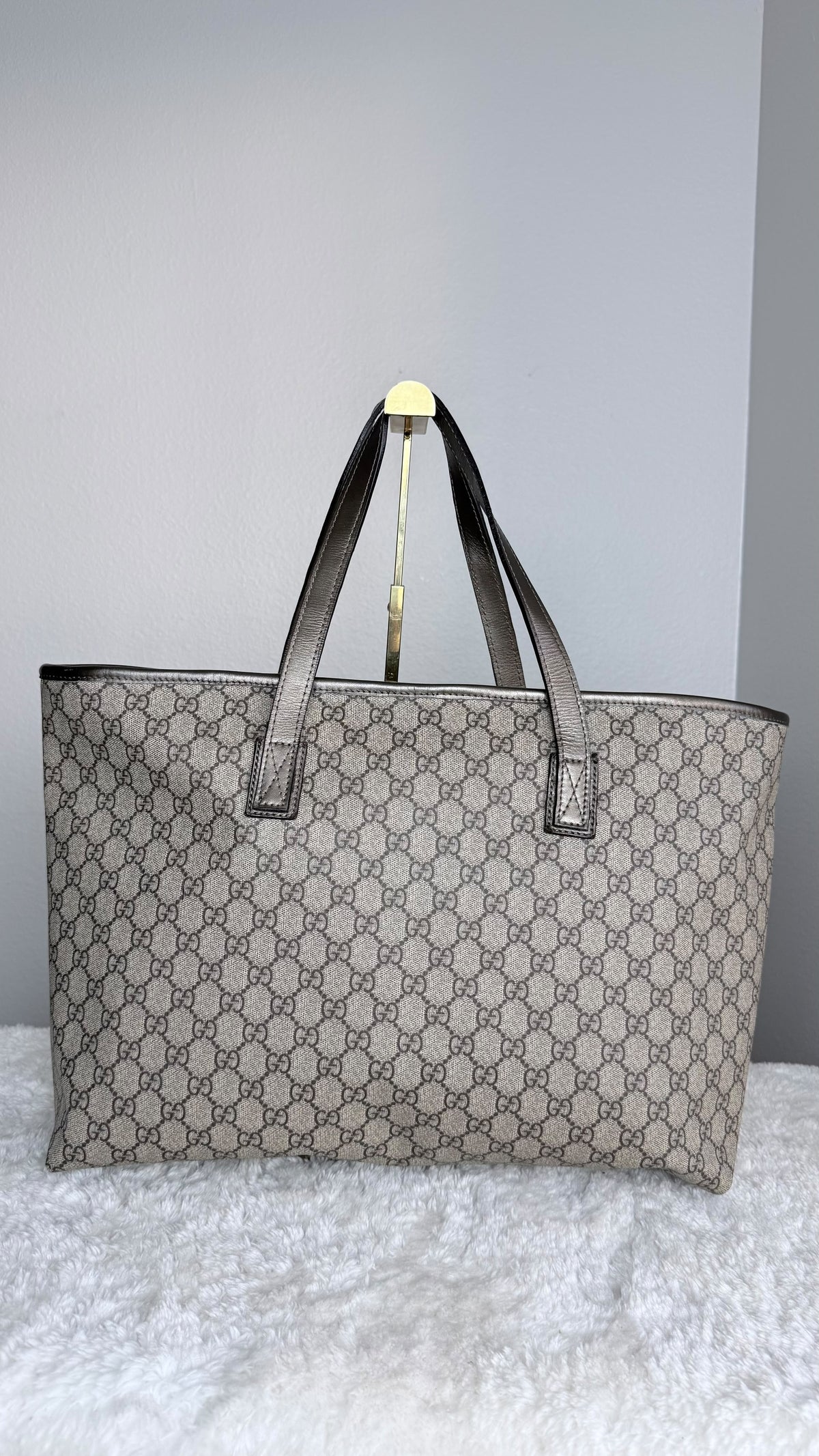 GUCCI Shopping Tote large GG Supreme Coated canvas