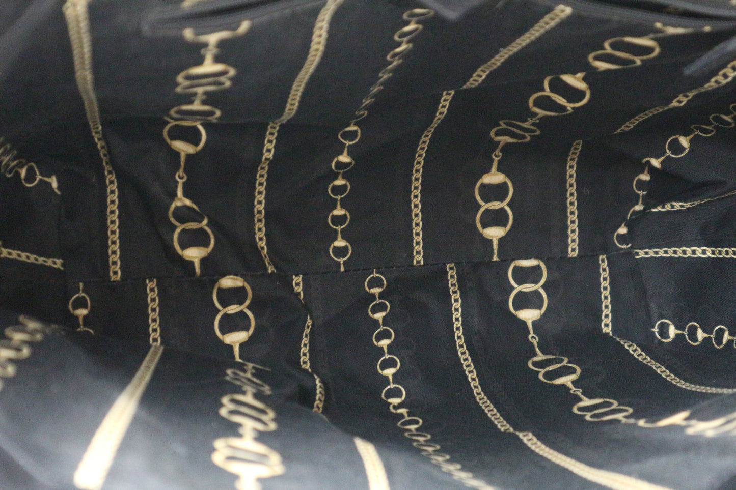 Gucci GG Supreme Ribbon Tote Coated Canvas Bag