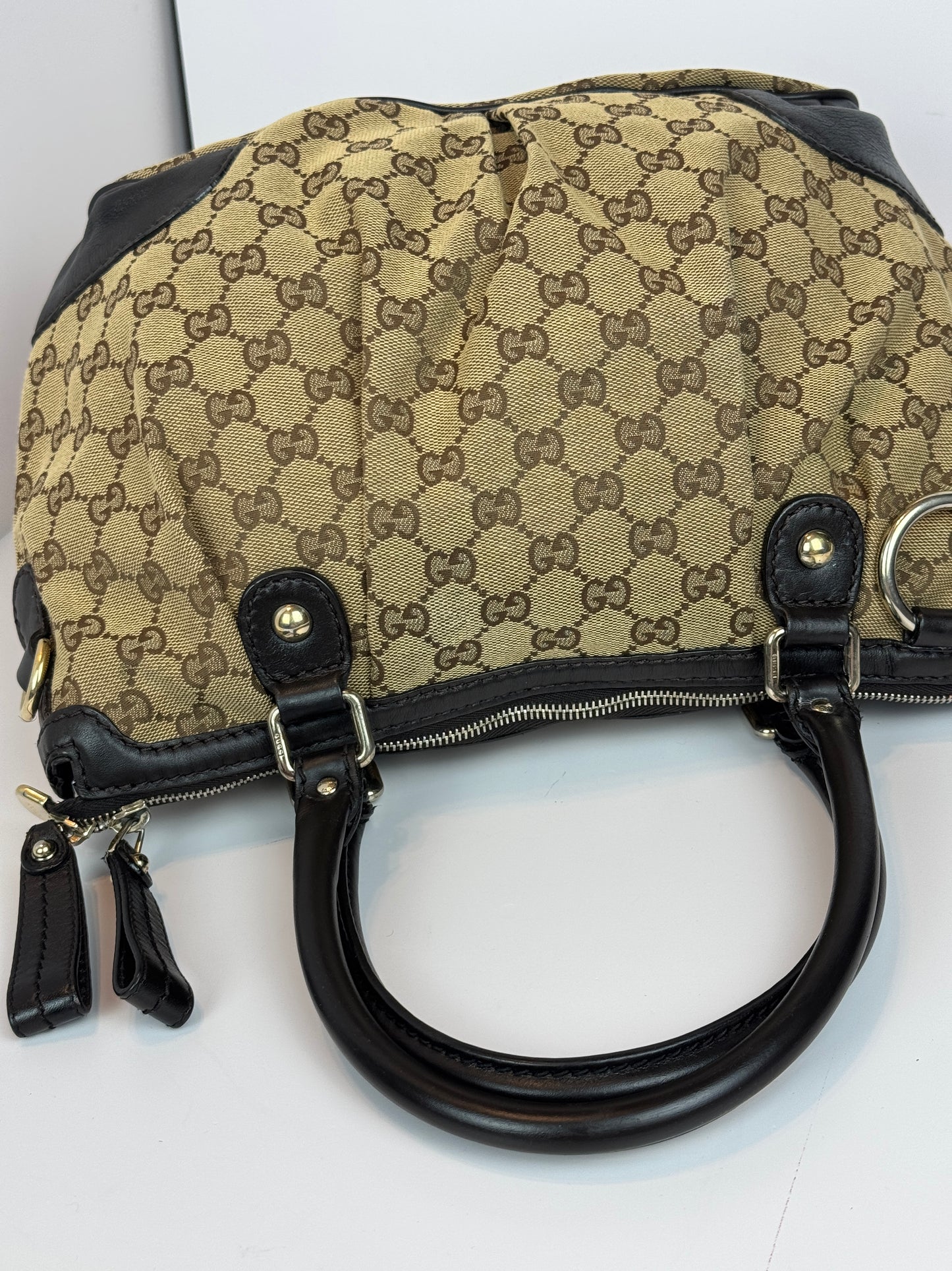 GUCCI Sukey Crossbody GG Canvas Brown