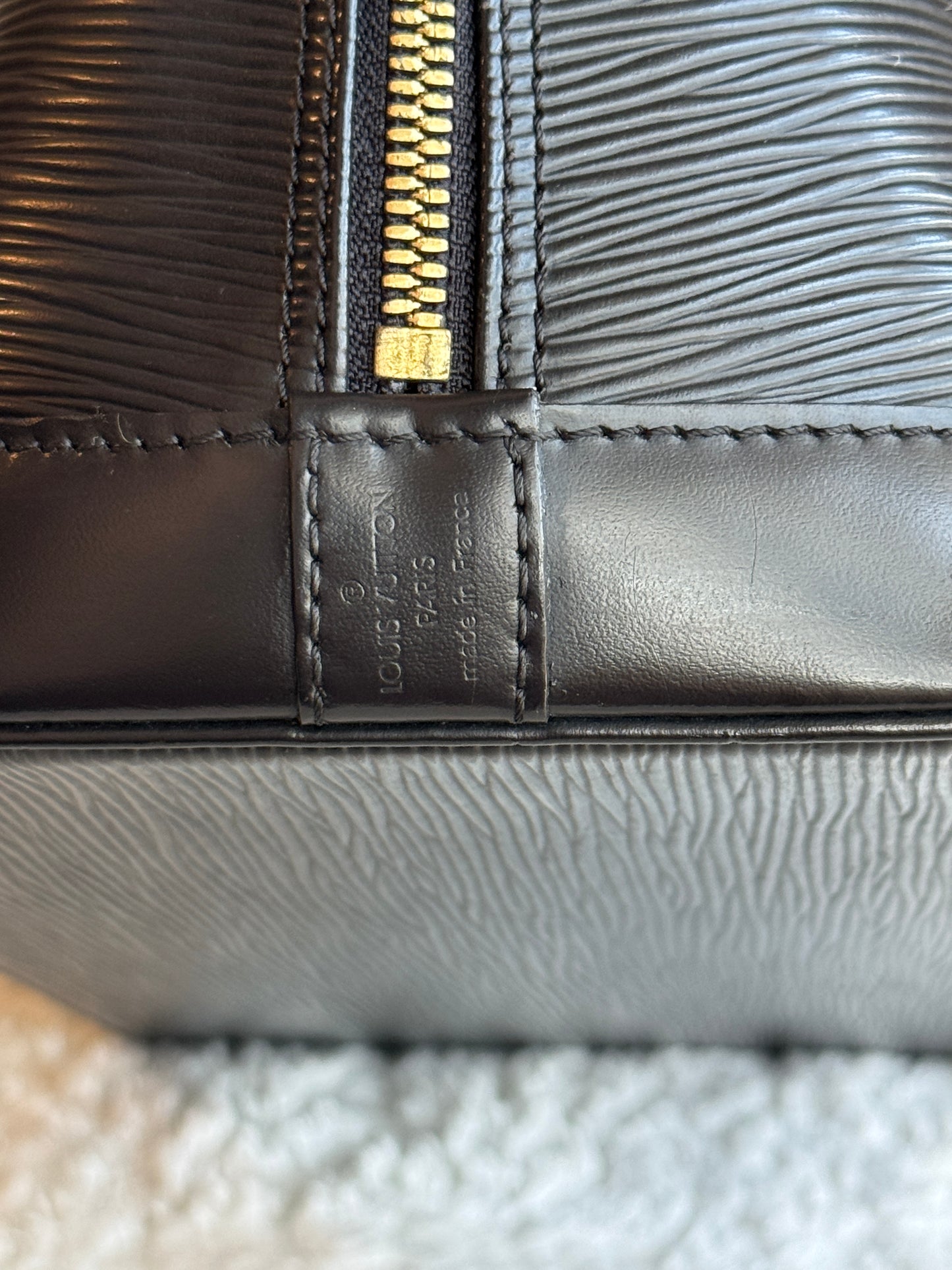 LOUIS VUITTON Alma Handbag Epi leather PM