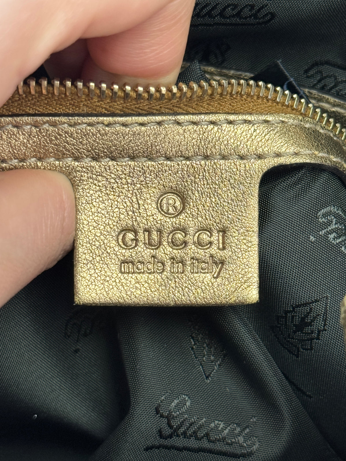 GUCCI indy Crystal monogram Gold