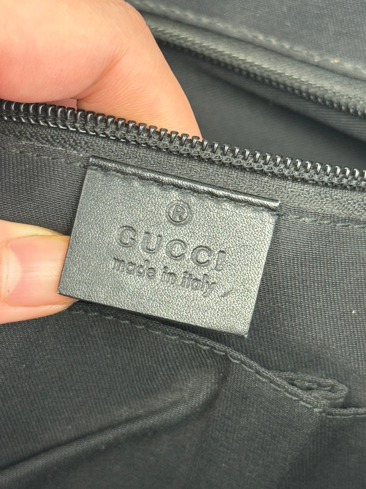 GUCCI Flat Messenger GG Supreme GG Coated Canvas Navy
